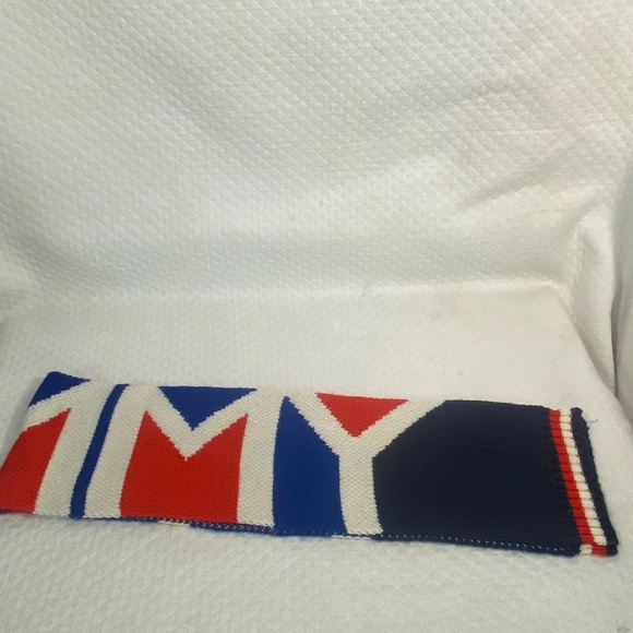 Tommy Hilfiger Scarf - Picture 2 of 4